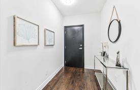 Квартира на Веллингтон-стрит Запад, Олд Торонто, Торонто,  Онтарио,   Канада за C$1 082 000