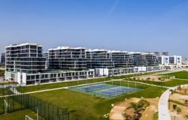 Современные апартаменты в жилом комплексе Golf Town с полем для гольфа, теннисными кортами и бассейном, DAMAC Hills, Дубай, ОАЭ за $161 000