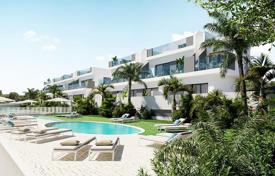Двухуровневые апартаменты в новой резиденции с бассейнами, Торревьеха, Испания за 277 000 €