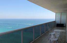 Трёхкомнатная квартира с видом на океан в резиденции на первой линии от пляжа, Халландейл Бич, Флорида, США за $769 000