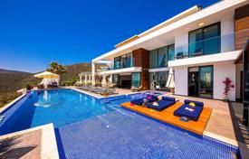 Современная вилла с садом, бассейном и живописным видом рядом с морем, Калкан, Турция за 9 800 € в неделю