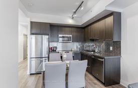Квартира в Янг-стрит, Торонто, Онтарио,  Канада за C$813 000
