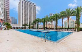 Современные апартаменты с видом на океан в резиденции на первой линии от пляжа, Майами, Флорида, США за 680 000 €
