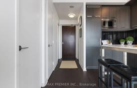 Квартира на Бэйвью-авеню, Торонто, Онтарио,  Канада за C$842 000
